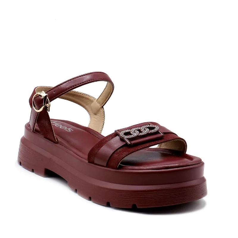Elegant and sophisticated women's shoes for opera nightsMaroon Casual Sandal 078128