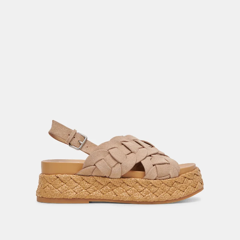 Comfy and casual women's shoes for the weekendWINDER SANDALS CAMEL SUEDE