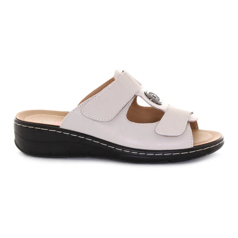 Flattering and figure-hugging women's footwearWomens Judy (s5081l) Slide Sandal