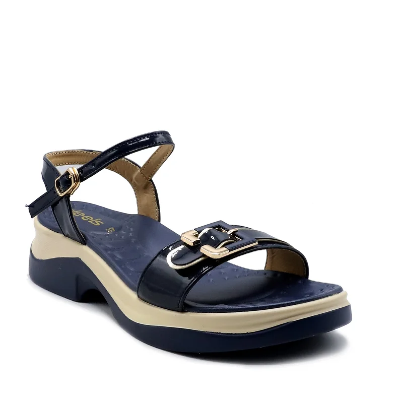 Sleek and modern women's footwear optionsNavy Casual Sandal L00780029