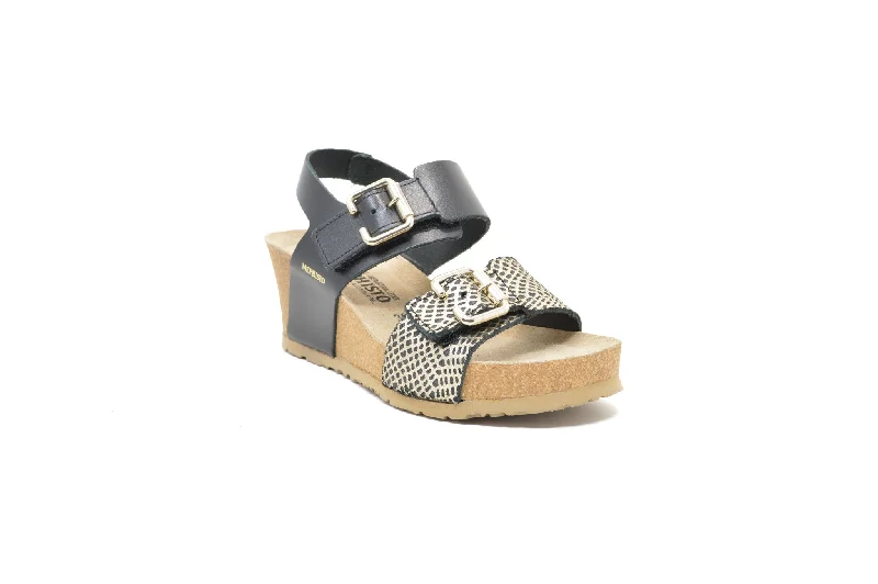 Comfy and stylish women's shoes for everyday casual wearMephisto Lissandra
