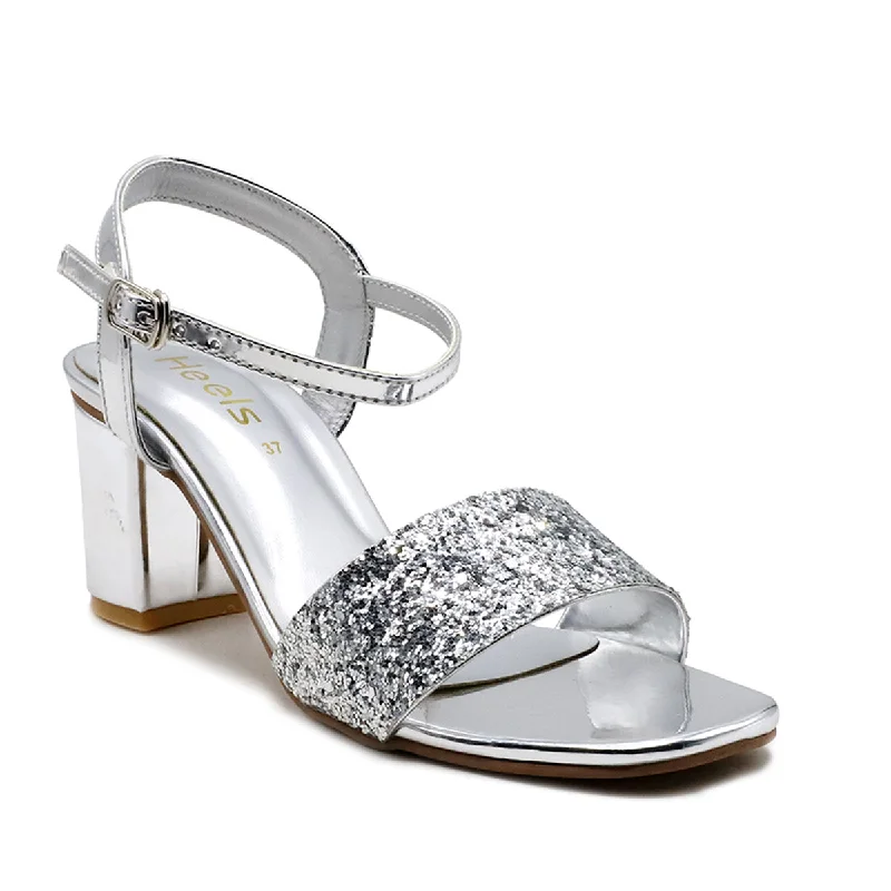 Timeless and elegant women's shoe classicsSilver Fancy Sandal L00660045
