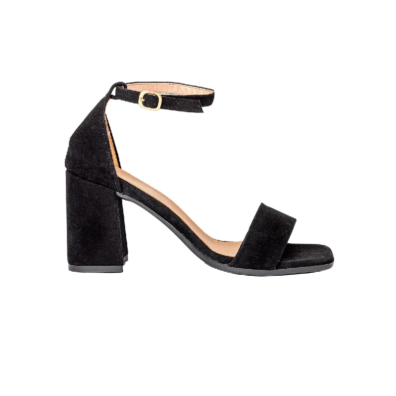 Exotic and bold women's shoe designsDelta