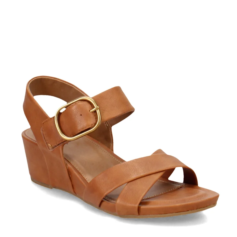 Comfy and stylish women's shoes for everyday comfortWomen's Eurosoft by Sofft, Rowe Sandal Comfy and stylish women's shoes for everyday comfortWomen's Eurosoft by Sofft, Rowe Sandal