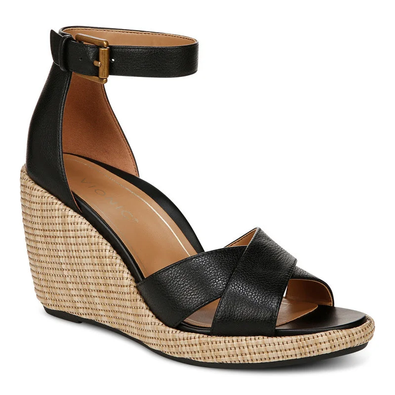 Durable and reliable women's shoesVIONIC MARINA