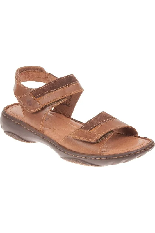 Chic and minimalist women's footwear trendsJosef Seibel Debra castagne 76719