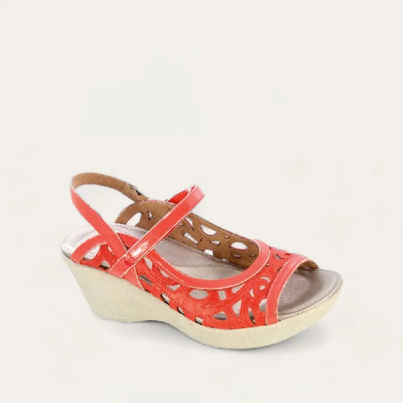 Elegant and sophisticated women's shoes for dinner datesDeluxe