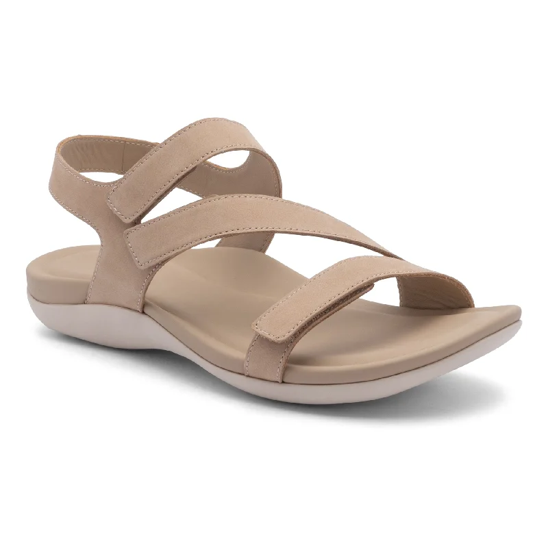 Effortlessly stylish women's shoe choicesOasis Sandal Metatarsal