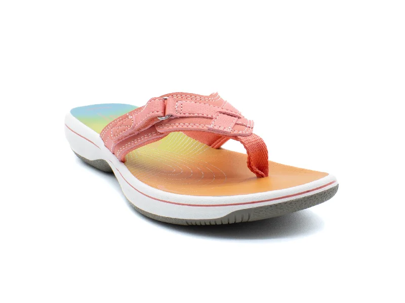 Comfy and cozy women's shoes for loungingCLARKS Breeze Sea