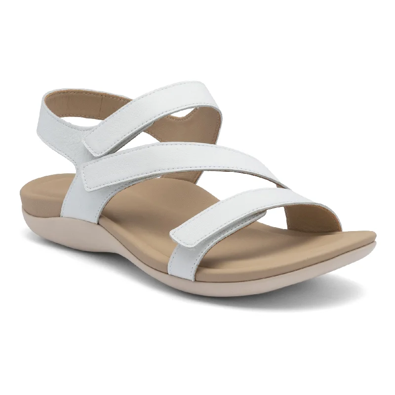 Comfy and casual women's shoes for the weekendOasis Sandal Metatarsal