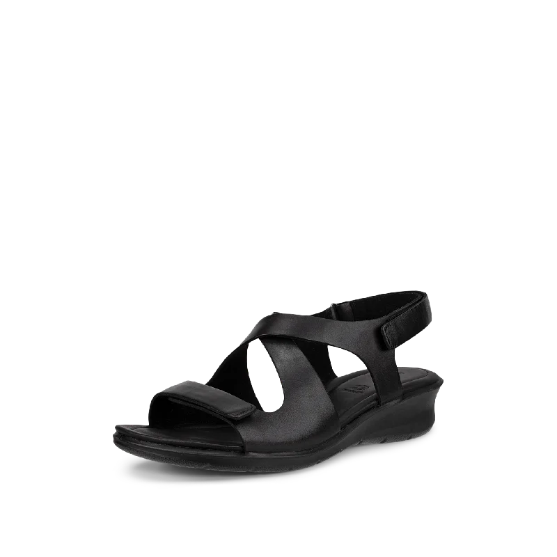 Fashion-forward and trendy women's shoe stylesECCO FELICIA LOW WEDGE