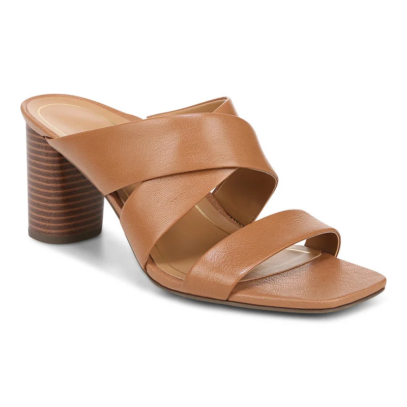 Stylish and comfortable women's shoes for long flightsVIONIC MERLOT