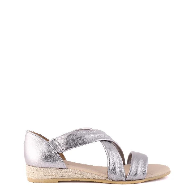 Chic and stylish women's shoes for fashion weekHOLLIE Pewter