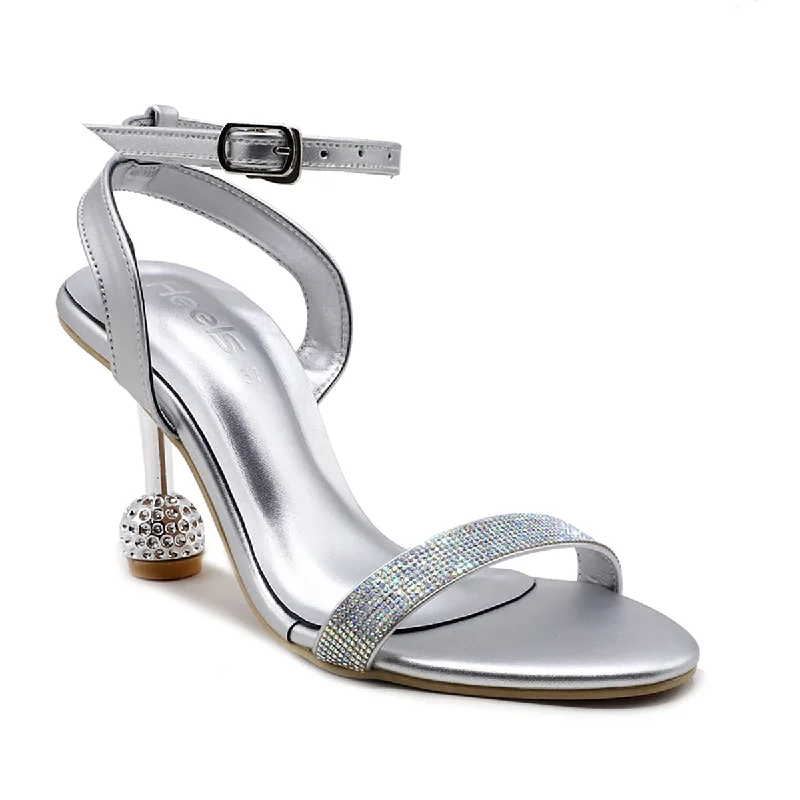 Comfy and stylish women's shoes for everyday eleganceSilver Fancy Sandal L00660043