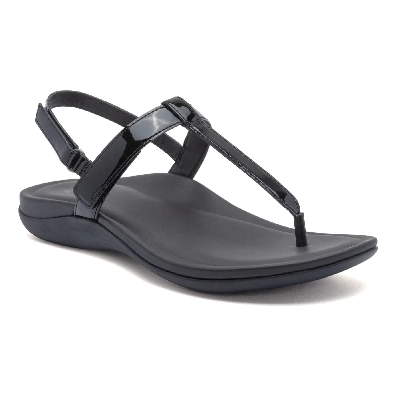 Chic and trendy women's shoe fashionsOasis T Strap Metatarsal
