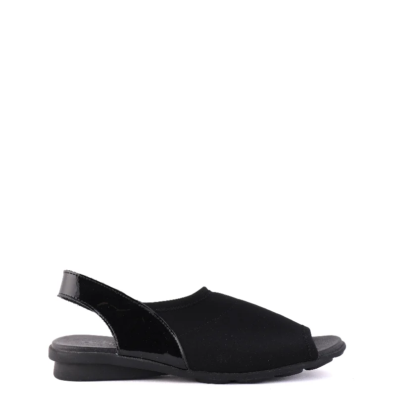 Flattering and stylish women's shoes for wide feetDAJAC Black Patent