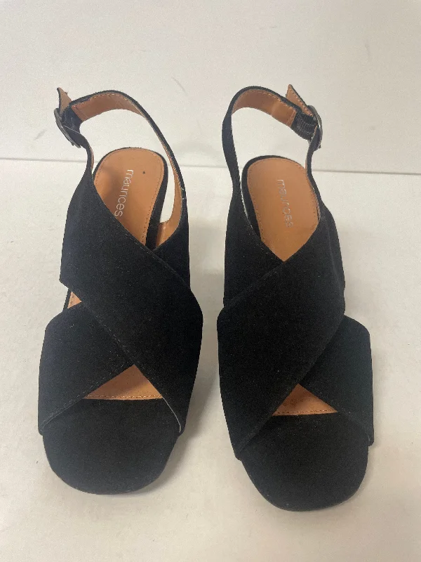 Flattering and figure-hugging women's footwearBlack Sandals Heels Block Maurices, Size 6 Flattering and figure-hugging women's footwearBlack Sandals Heels Block Maurices, Size 6