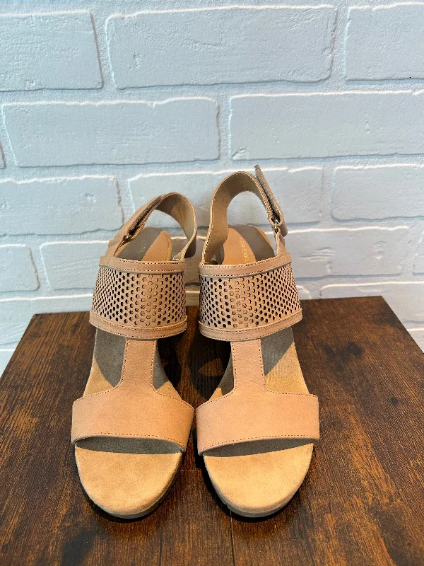 Durable and stylish women's shoes for active lifestylesBrown Sandals Heels Block Adrienne Vittadini, Size 10 Durable and stylish women's shoes for active lifestylesBrown Sandals Heels Block Adrienne Vittadini, Size 10
