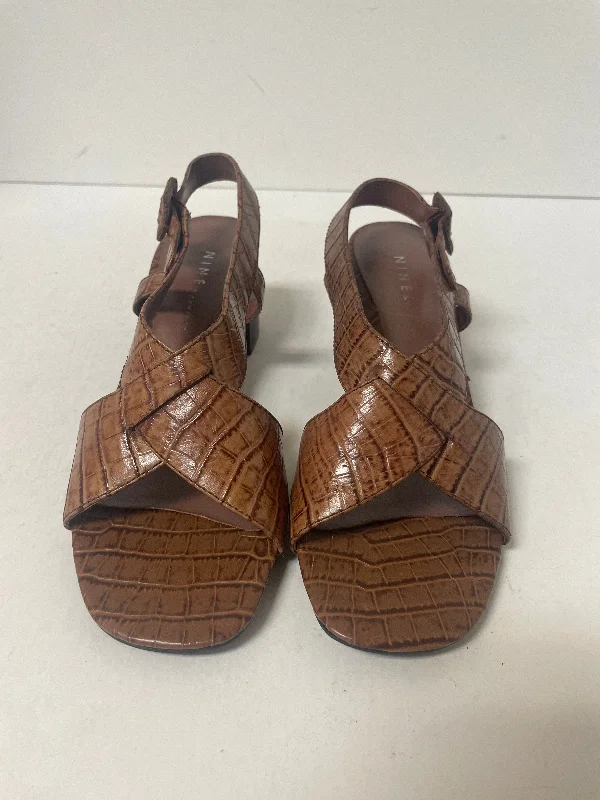 Chic and trendy women's shoe fashionsBrown Sandals Heels Block Cmf, Size 8.5