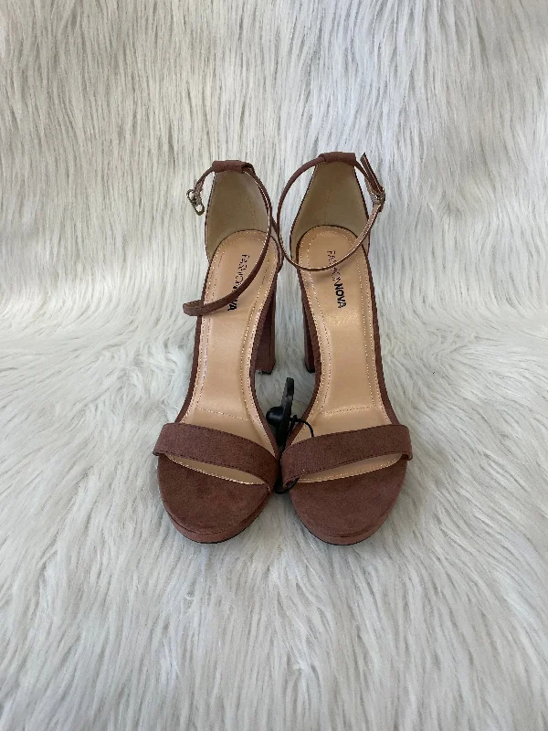 Elegantly stylish women's shoesBrown Sandals Heels Block Fashion Nova, Size 10