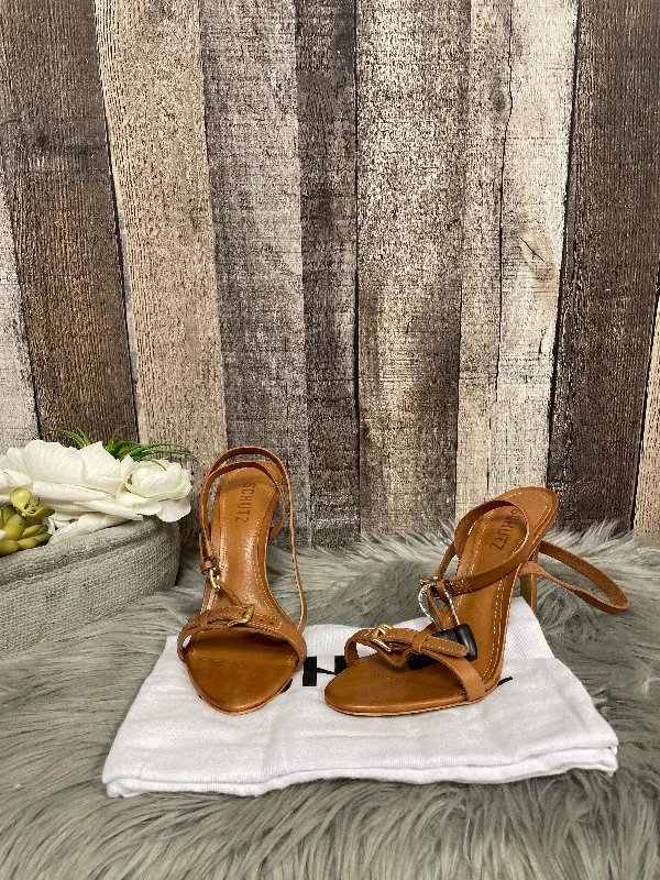 Timeless classic women's shoe designsBrown Sandals Heels Stiletto Cme, Size 6