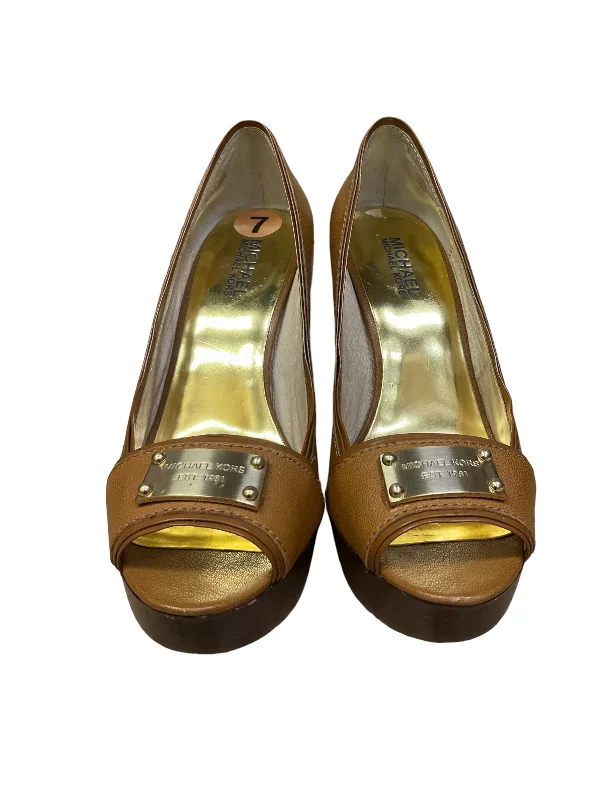 Comfy and casual women's shoes for the weekendBrown Sandals Heels Stiletto Michael By Michael Kors, Size 7 Comfy and casual women's shoes for the weekendBrown Sandals Heels Stiletto Michael By Michael Kors, Size 7