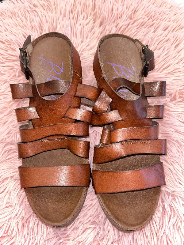 Chic and versatile women's footwearBrown Sandals Heels Wedge Blowfish, Size 9