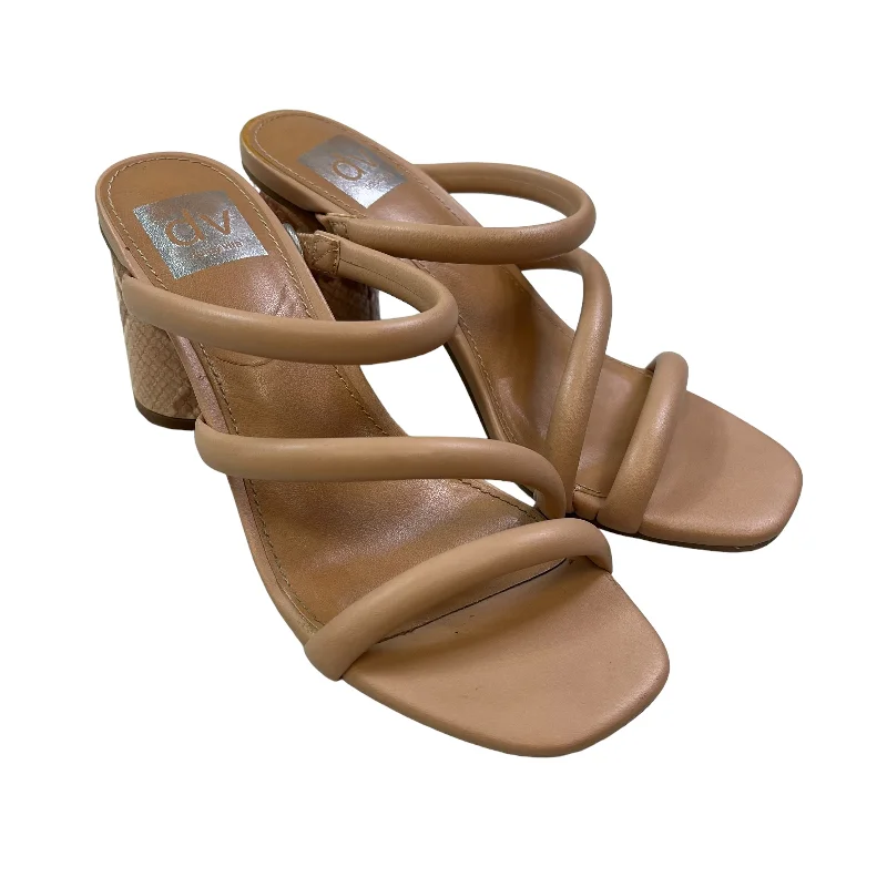 Warm and cozy women's shoes for winterCream Sandals Heels Block Dolce Vita, Size 6.5 Warm and cozy women's shoes for winterCream Sandals Heels Block Dolce Vita, Size 6.5