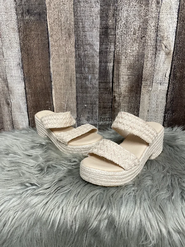 Comfy and stylish women's shoes for lounging around the houseCream Sandals Heels Wedge Cme, Size 7 Comfy and stylish women's shoes for lounging around the houseCream Sandals Heels Wedge Cme, Size 7