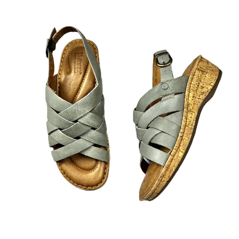 Fashion-forward and trendy women's shoe stylesGrey & Tan Sandals Heels Wedge By Born, Size: 8.5