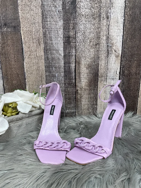 Chic and stylish women's shoes for fashion weekPurple Sandals Heels Block Nine West, Size 7.5 Chic and stylish women's shoes for fashion weekPurple Sandals Heels Block Nine West, Size 7.5