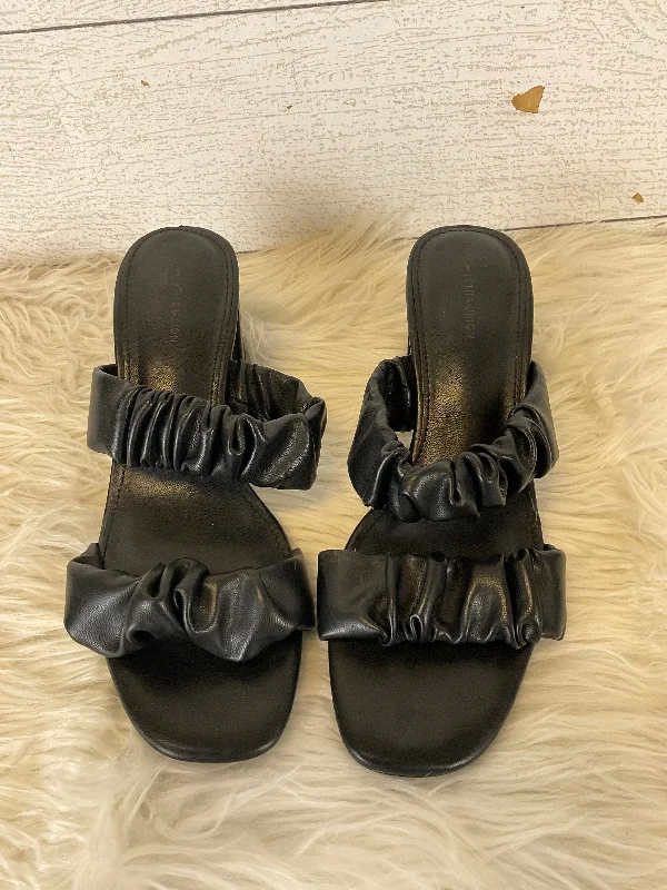 Stylish and practical women's shoes for rainy daysSandals Heels Block By 14th And Union Size: 7 Stylish and practical women's shoes for rainy daysSandals Heels Block By 14th And Union Size: 7