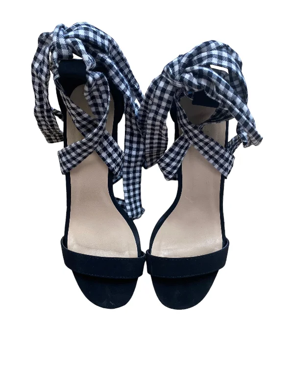 Chic and stylish women's shoes for summerSandals Heels Block By Charlotte Russe Size: 8 Chic and stylish women's shoes for summerSandals Heels Block By Charlotte Russe Size: 8