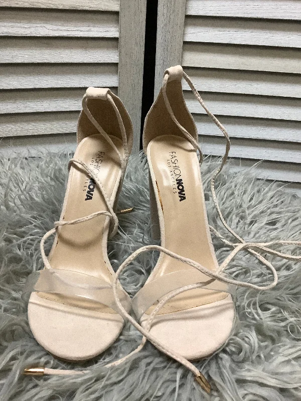 Durable and stylish women's shoes for active lifestylesSandals Heels Block By Fashion Nova Size: 7.5 Durable and stylish women's shoes for active lifestylesSandals Heels Block By Fashion Nova Size: 7.5