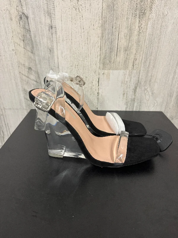 Luxurious and comfortable women's shoe options for special occasionsSandals Heels Block By Fashion Nova  Size: 9