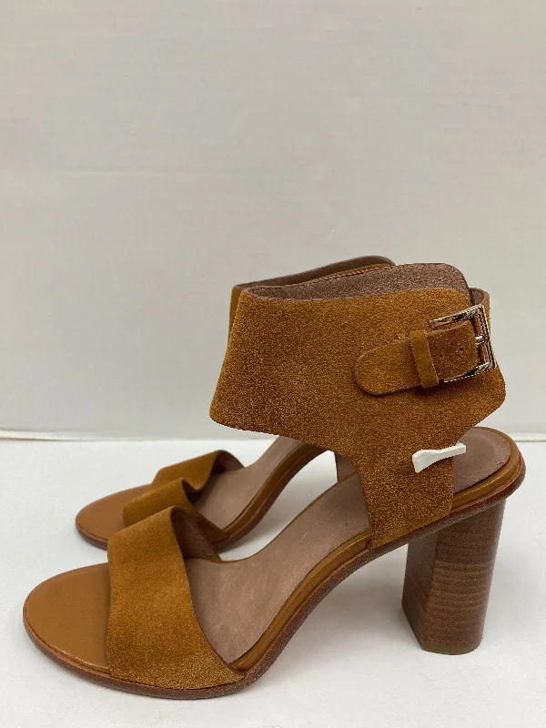 Exotic and bold women's shoe designsSandals Heels Block By Joie  Size: 10.5