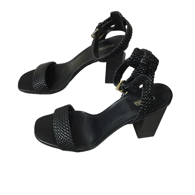 Chic and versatile women's footwearSandals Heels Block By Michael By Michael Kors Size: 10 Chic and versatile women's footwearSandals Heels Block By Michael By Michael Kors Size: 10