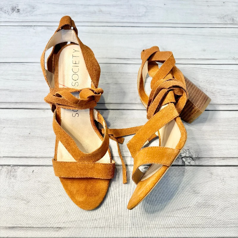 Stylish and practical women's shoes for rainy daysSandals Heels Block By Sole Society Size: 7.5 Stylish and practical women's shoes for rainy daysSandals Heels Block By Sole Society Size: 7.5