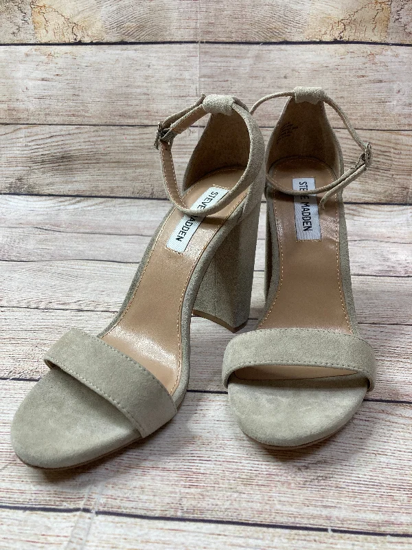 Elegantly crafted women's shoesSandals Heels Block By Steve Madden  Size: 8