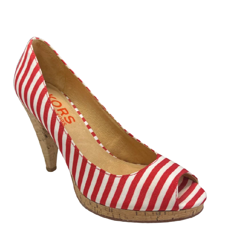 Flattering and stylish women's shoes for petite feetSandals Heels Stiletto By Michael by Michael Kors Size: 6.5 Flattering and stylish women's shoes for petite feetSandals Heels Stiletto By Michael by Michael Kors Size: 6.5