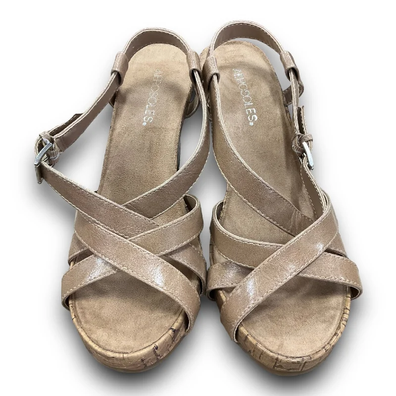 Chic and sophisticated women's footwear for workSandals Heels Wedge By Aerosoles Size: 9.5 Chic and sophisticated women's footwear for workSandals Heels Wedge By Aerosoles Size: 9.5