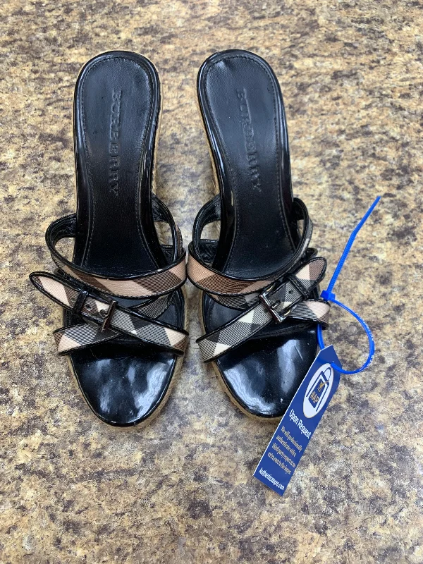 Comfy casual women's shoes for everyday wearSandals Heels Wedge By Burberry Size: 8 Comfy casual women's shoes for everyday wearSandals Heels Wedge By Burberry Size: 8