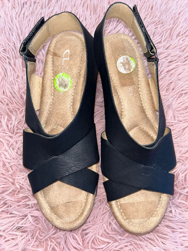 Luxurious and comfortable women's shoe options for special occasionsSandals Heels Wedge By Chinese Laundry Size: 9.5 Luxurious and comfortable women's shoe options for special occasionsSandals Heels Wedge By Chinese Laundry Size: 9.5