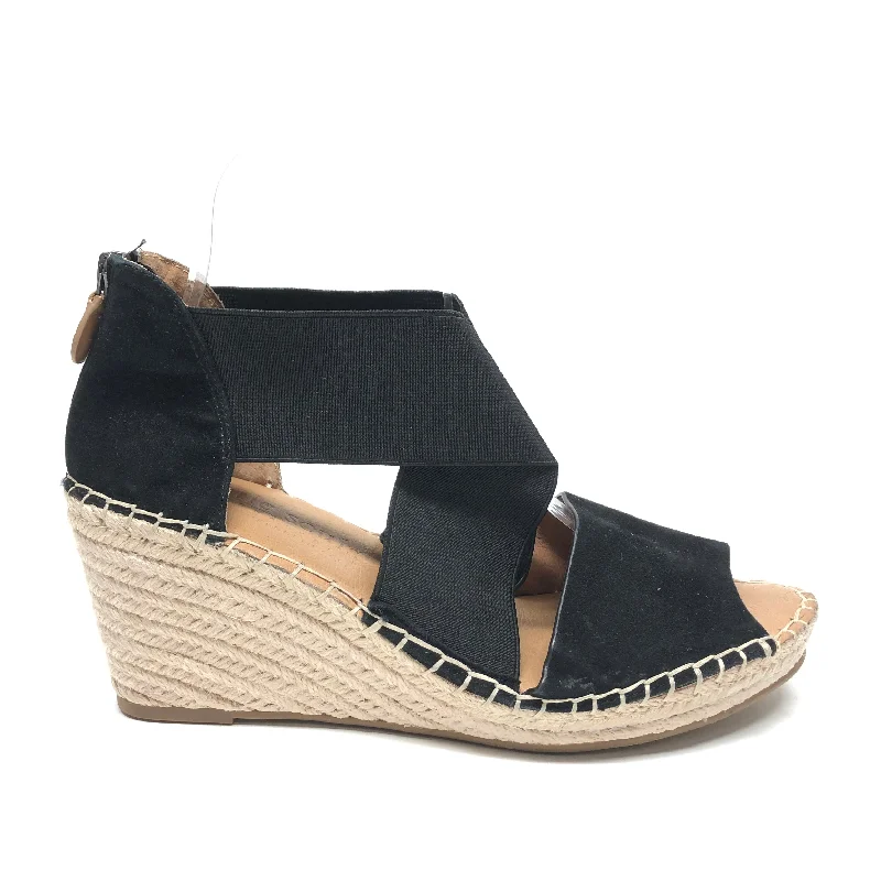 Versatile and elegant women's shoes for any outfitSandals Heels Wedge By Gentle Souls Size: 9 Versatile and elegant women's shoes for any outfitSandals Heels Wedge By Gentle Souls Size: 9
