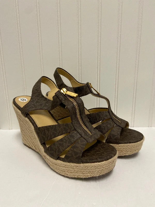Elegant and sophisticated women's shoes for opera nightsSandals Heels Wedge By Michael By Michael Kors Size: 10 Elegant and sophisticated women's shoes for opera nightsSandals Heels Wedge By Michael By Michael Kors Size: 10
