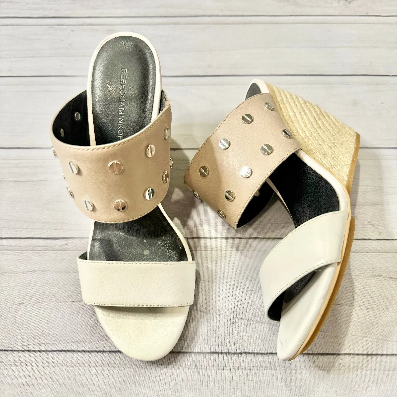 Elegant and sophisticated women's shoes for dinner datesSandals Heels Wedge By Rebecca Minkoff Size: 9 Elegant and sophisticated women's shoes for dinner datesSandals Heels Wedge By Rebecca Minkoff Size: 9