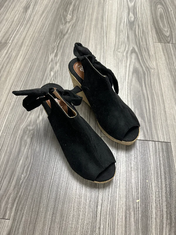 Stylish and affordable women's shoesSandals Heels Wedge By Refresh  Size: 11