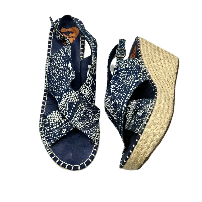 Chic and stylish women's shoes for cocktail partiesSandals Heels Wedge By Rocket Dogs Size: 10 Chic and stylish women's shoes for cocktail partiesSandals Heels Wedge By Rocket Dogs Size: 10