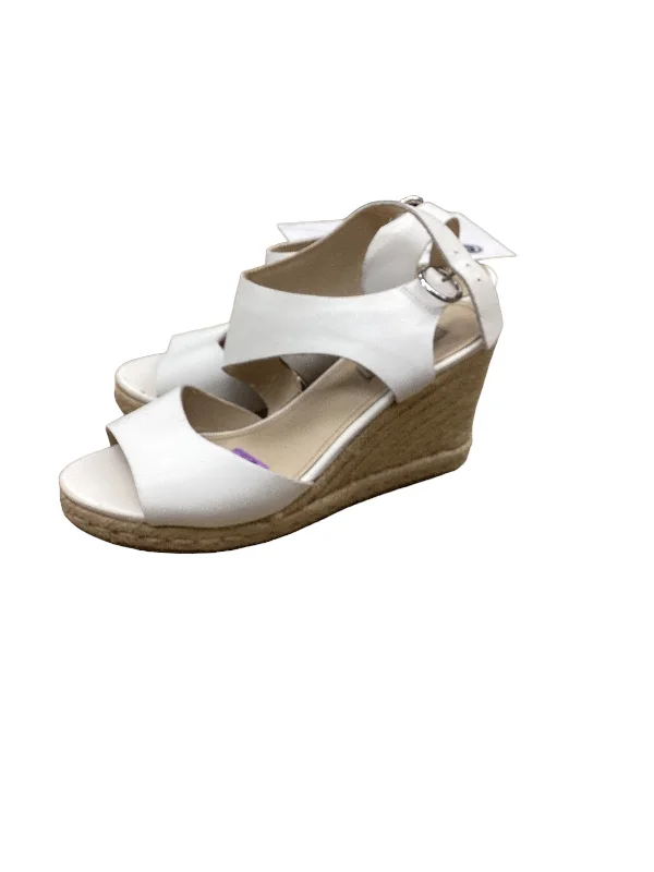 Durable and stylish women's shoes for active lifestylesSandals Heels Wedge By Steve Madden Size: 8 Durable and stylish women's shoes for active lifestylesSandals Heels Wedge By Steve Madden Size: 8