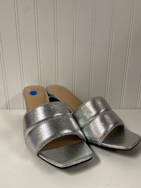 Stylish and comfortable women's shoes for long days at workSilver Sandals Heels Block A New Day, Size 11 Stylish and comfortable women's shoes for long days at workSilver Sandals Heels Block A New Day, Size 11